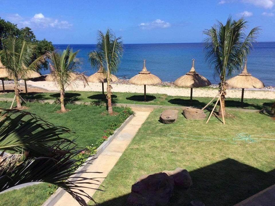 Ocean Bliss By Oasis Holidays Apartment Flic en Flac Exterior photo